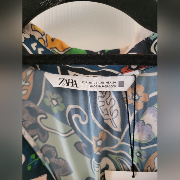 Zara Patchwork Print Satin Effect Multicolored Dress NWT - Picture 7 of 11